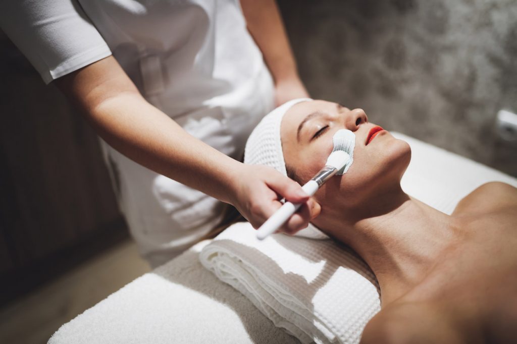 Peeling postverano , una cita ineludible con tu clínica estética